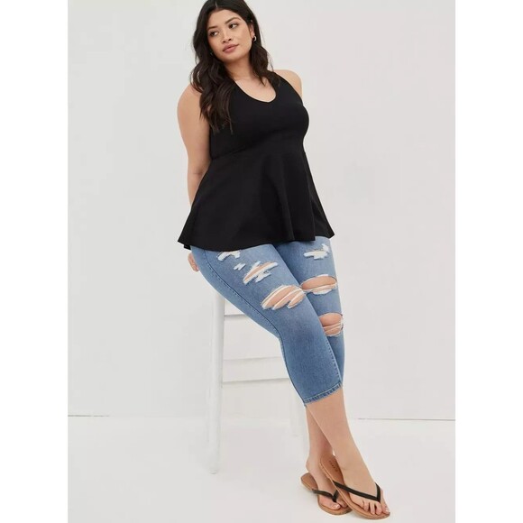 NWT Torrid Black Foxy Halter Neck Peplum Top Size 3 or 22/24 Plus - Picture 3 of 4